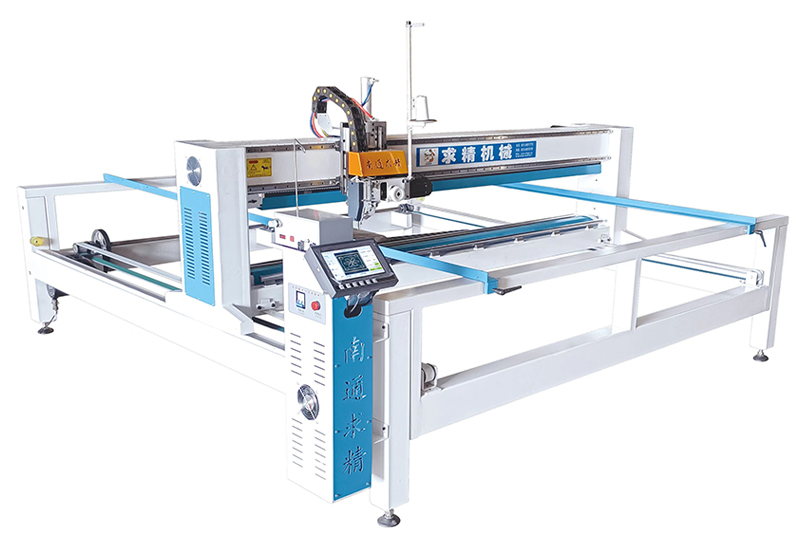 DF-5ST伺服全移動電腦絎縫機