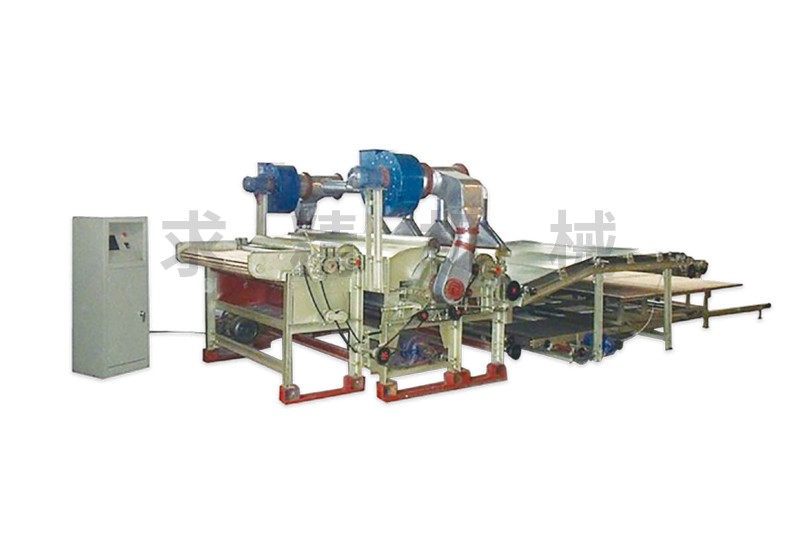 寬幅可調(diào)節(jié)式彈花機(jī)